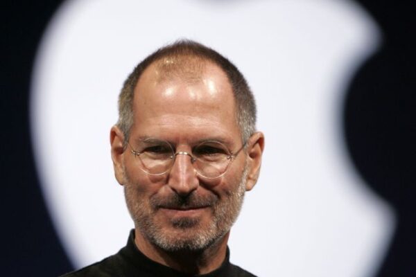 The Apple I used by Steve Jobs goes on sale